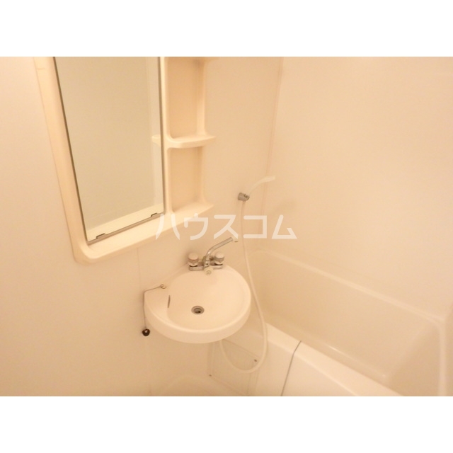 19/30 浴室