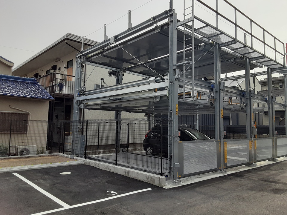 27/30 駐車場