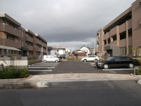 14/20 駐車場