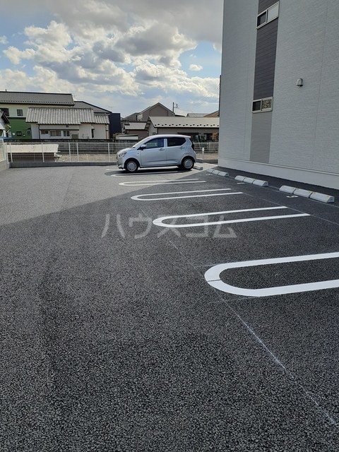 15/30 駐車場