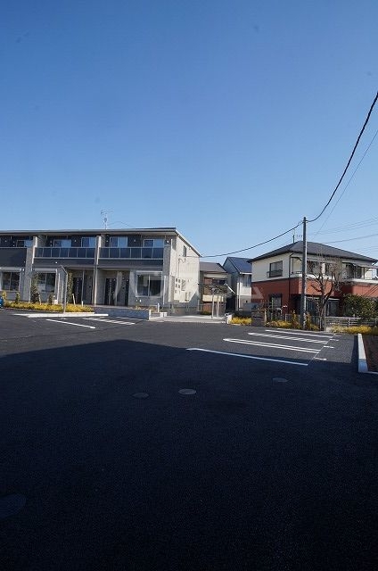 27/30 駐車場