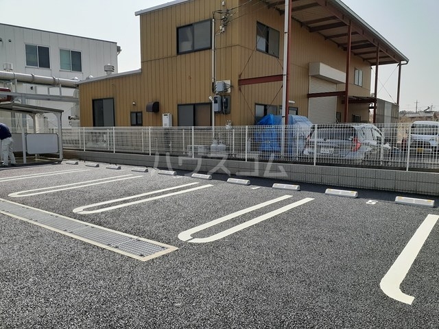 15/21 駐車場