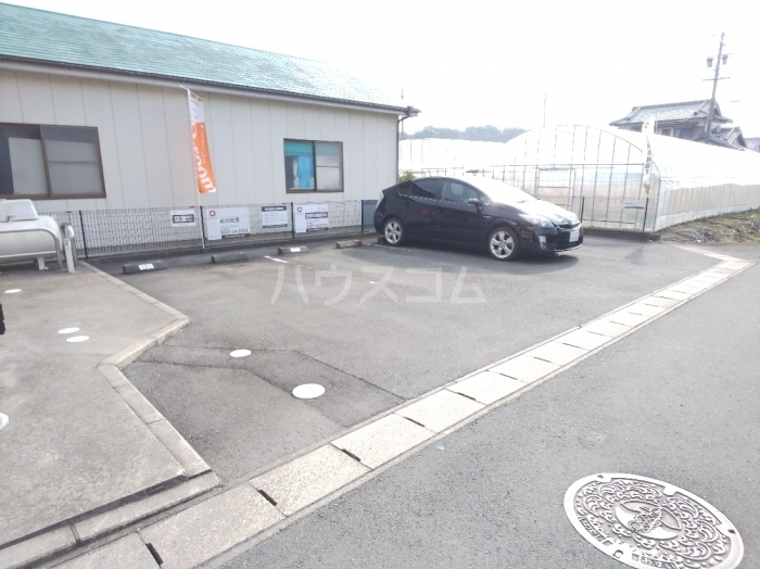 15/22 駐車場