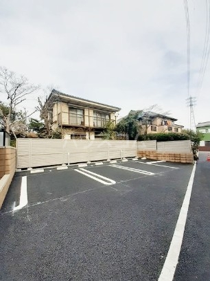 14/20 駐車場