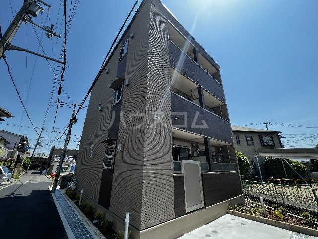 2/4 外観