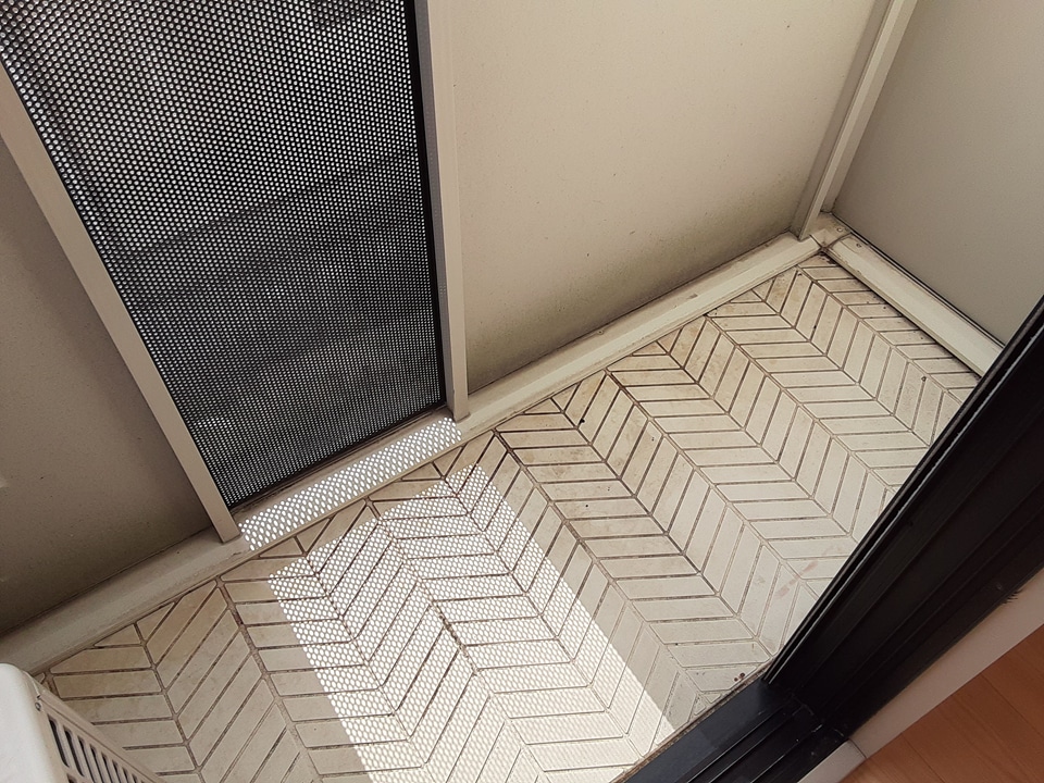 13/21 バルコニー