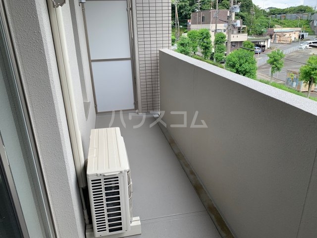 20/30 バルコニー