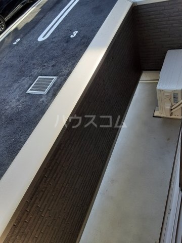 18/28 バルコニー