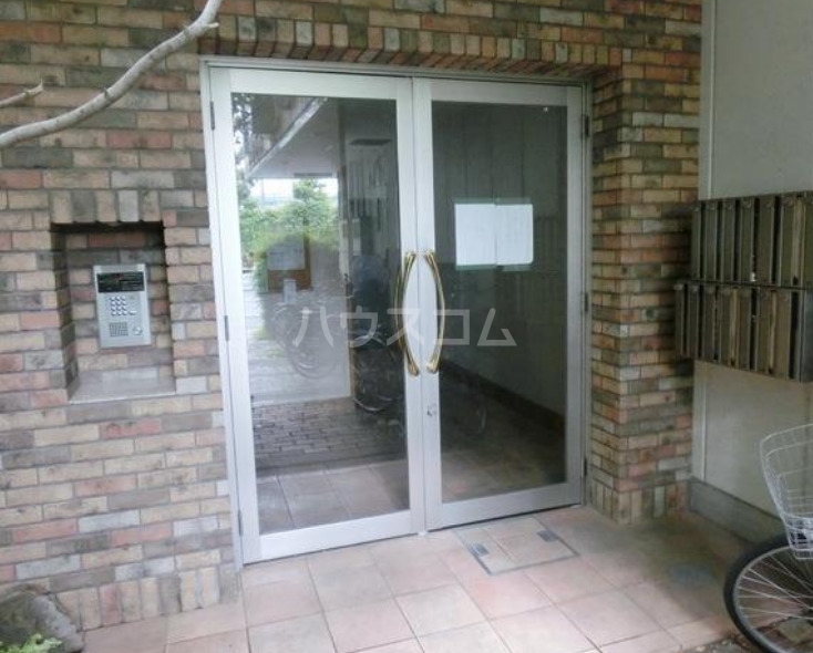 8/8 エントランス