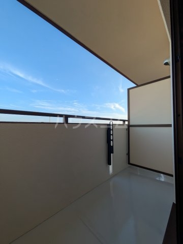 21/30 バルコニー