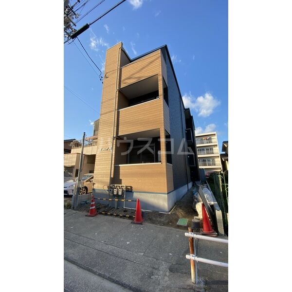 17/22 エントランス