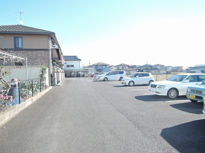 21/29 駐車場