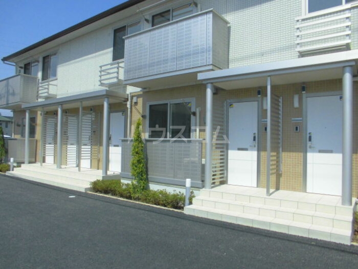 17/19 エントランス