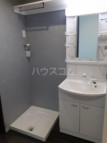 13/30 洗面