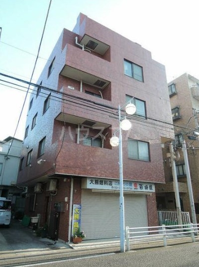 24/30 エントランス