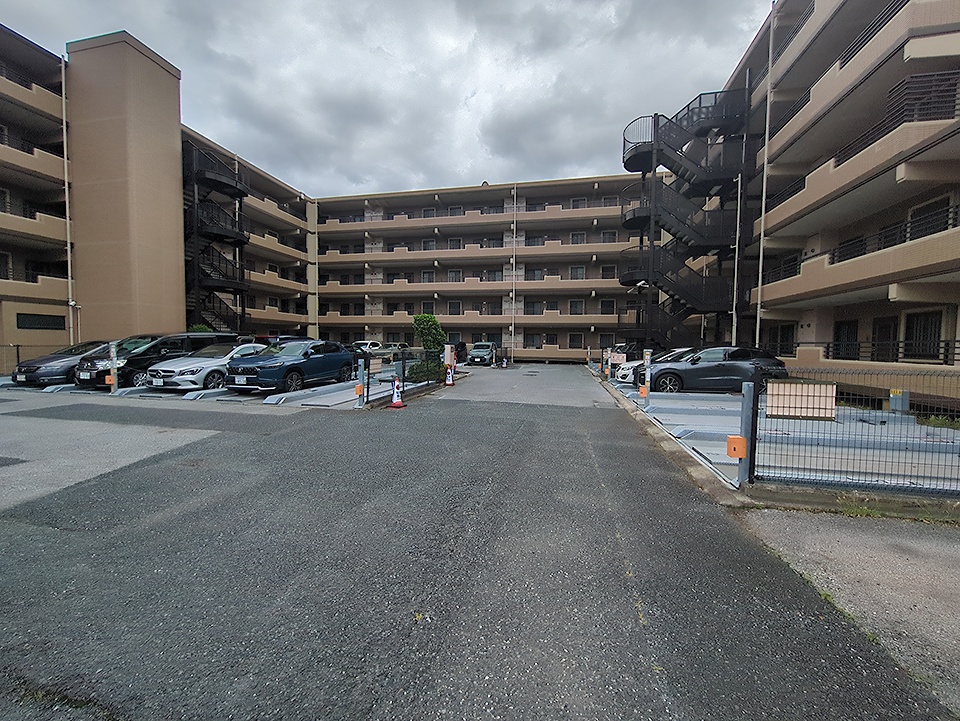 29/30 駐車場