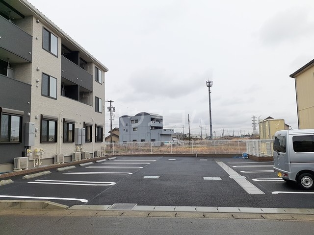 16/22 駐車場
