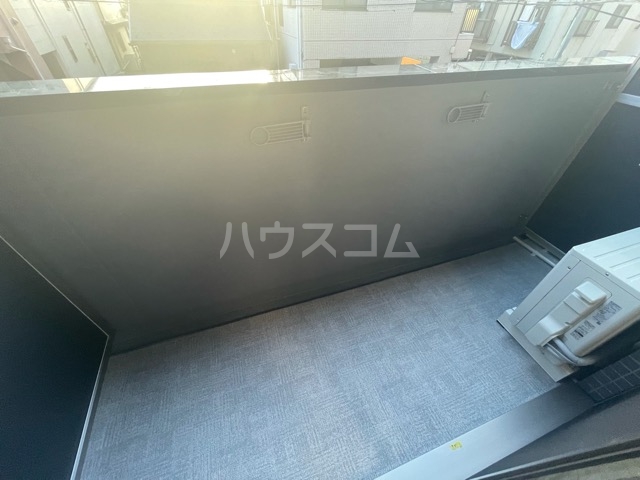 15/27 バルコニー