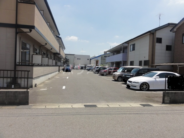 16/26 駐車場