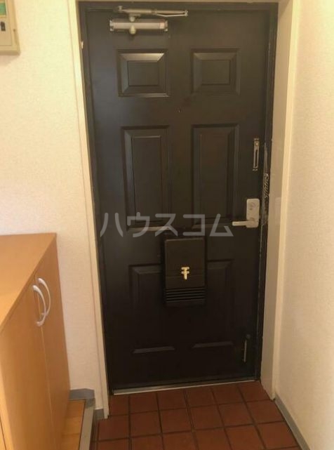 19/30 玄関