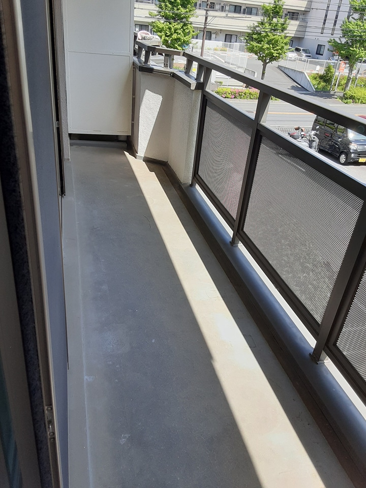 13/21 バルコニー