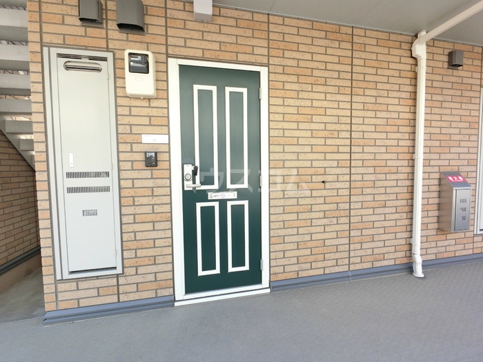 17/20 エントランス