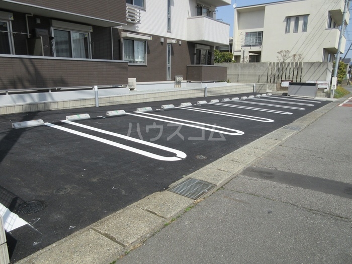 27/29 駐車場
