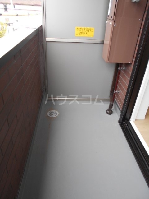 17/23 バルコニー