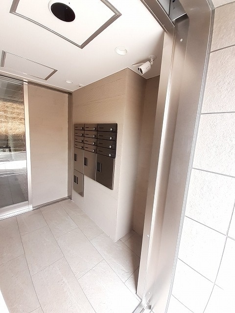 14/20 エントランス