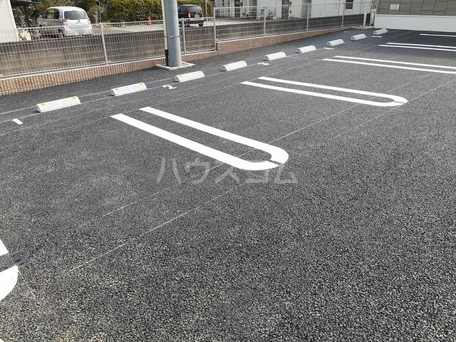 15/25 駐車場