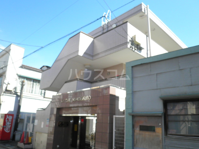 17/27 エントランス