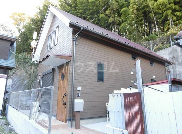 ログハウス風貸家ｂ棟 神奈川県横浜市中区 の賃貸物件建物情報 賃貸一戸建て ハウスコム
