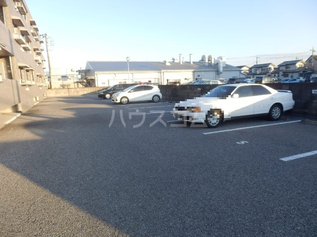 4/12 駐車場