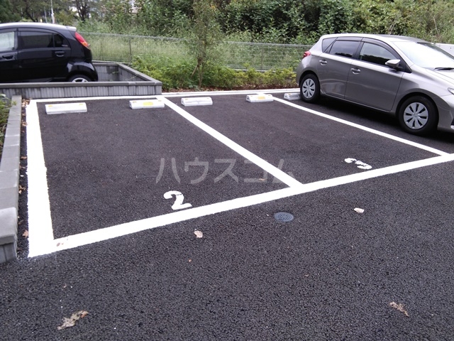20/30 駐車場