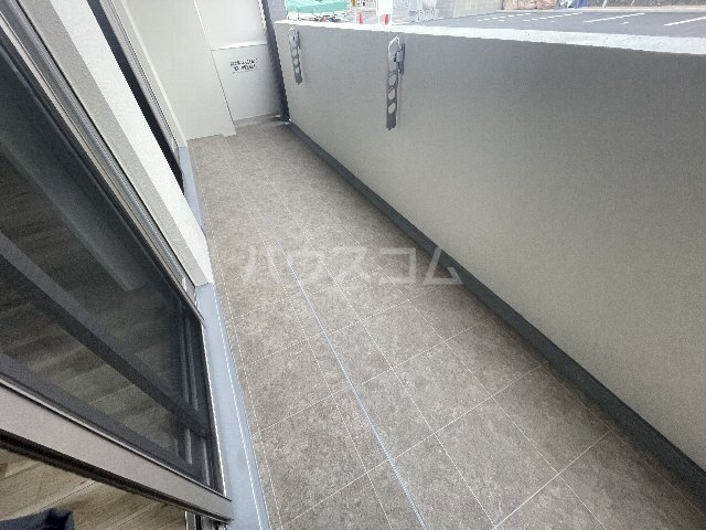 19/30 バルコニー