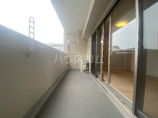 13/30 バルコニー
