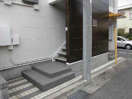 13/21 エントランス