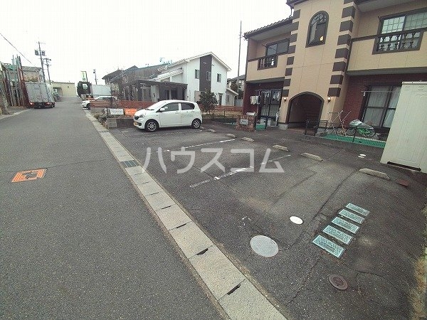 2/8 駐車場