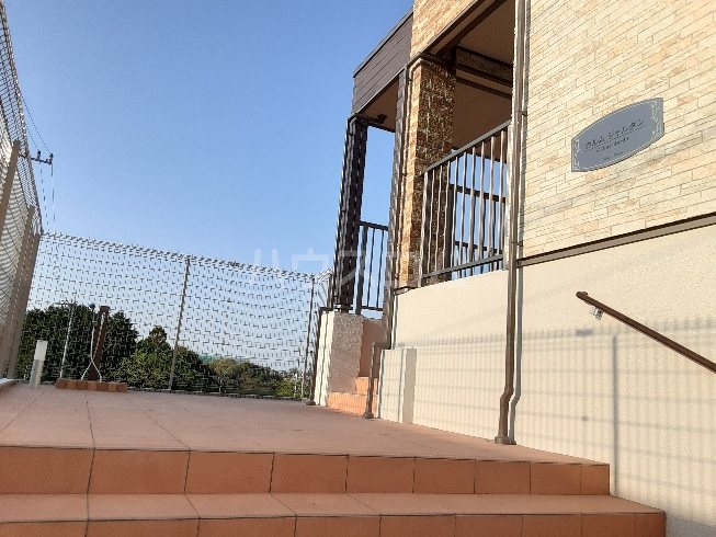 3/4 エントランス