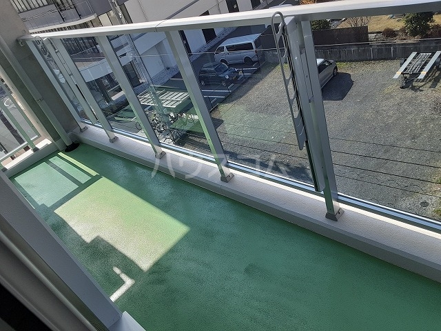 21/30 バルコニー