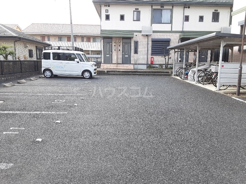 2/8 駐車場