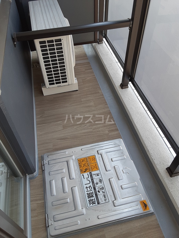 19/30 バルコニー