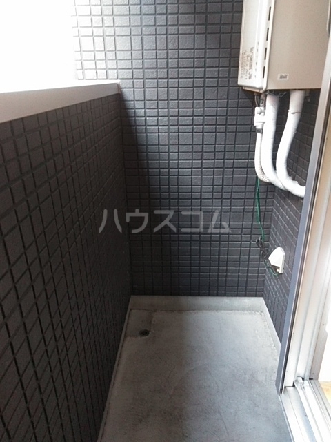 20/30 バルコニー