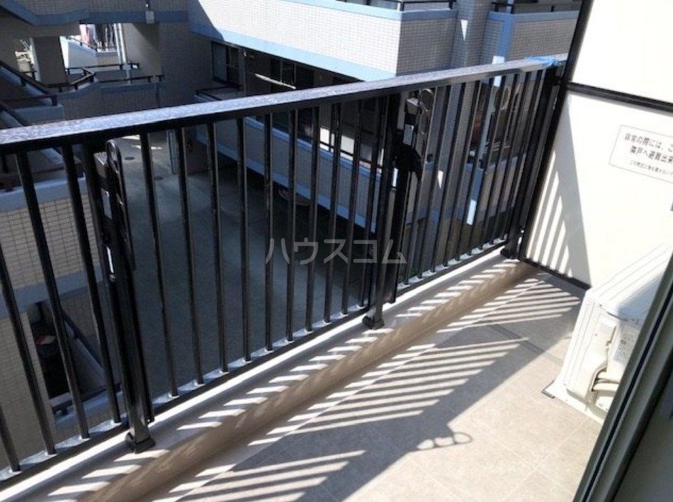 13/28 バルコニー