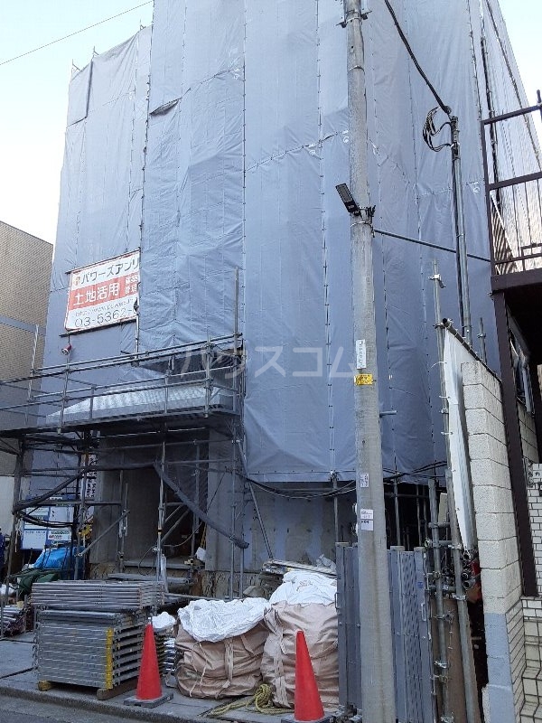 16/26 エントランス