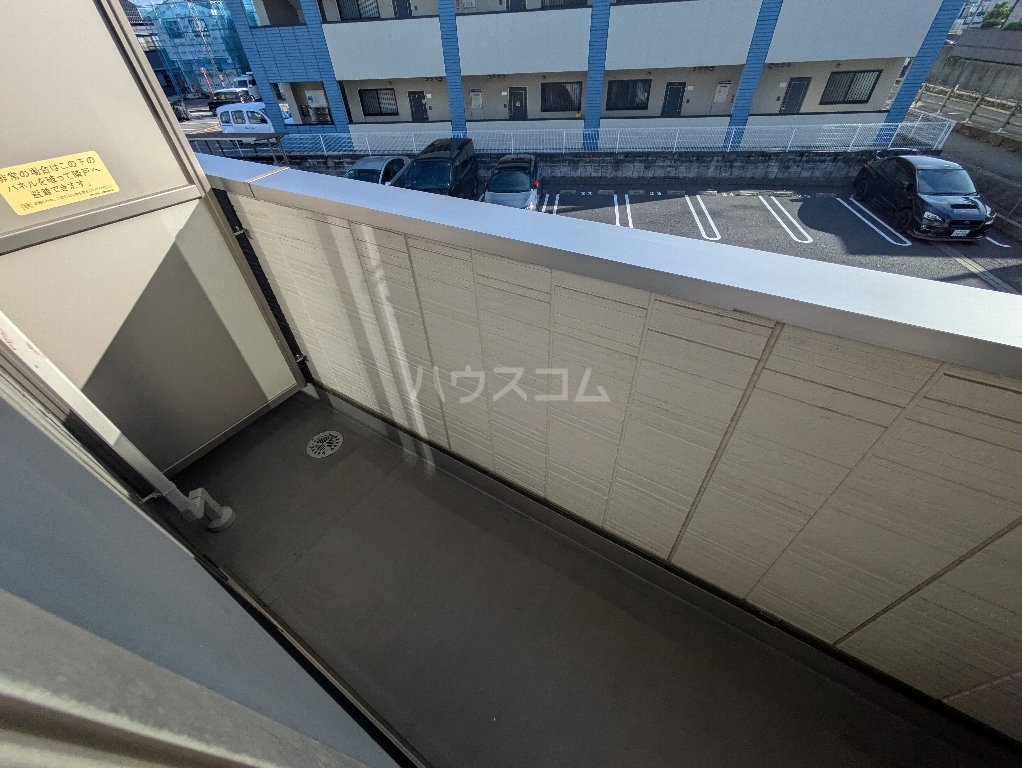 20/30 バルコニー