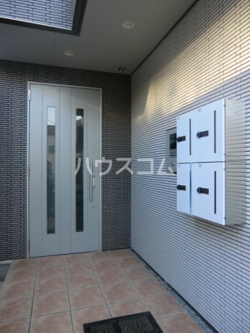 22/25 エントランス