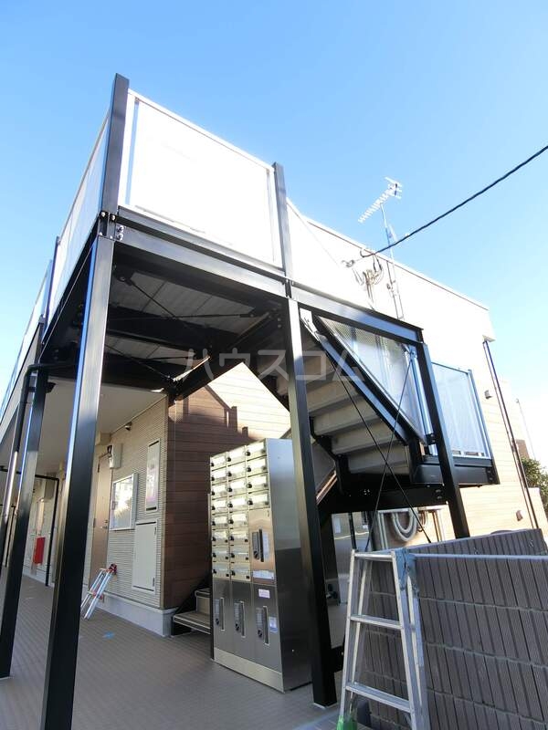 22/30 エントランス