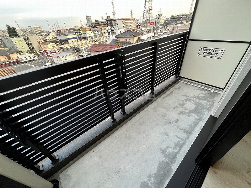 19/30 バルコニー