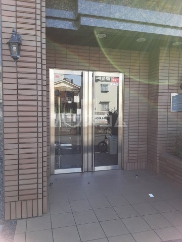 2/11 エントランス